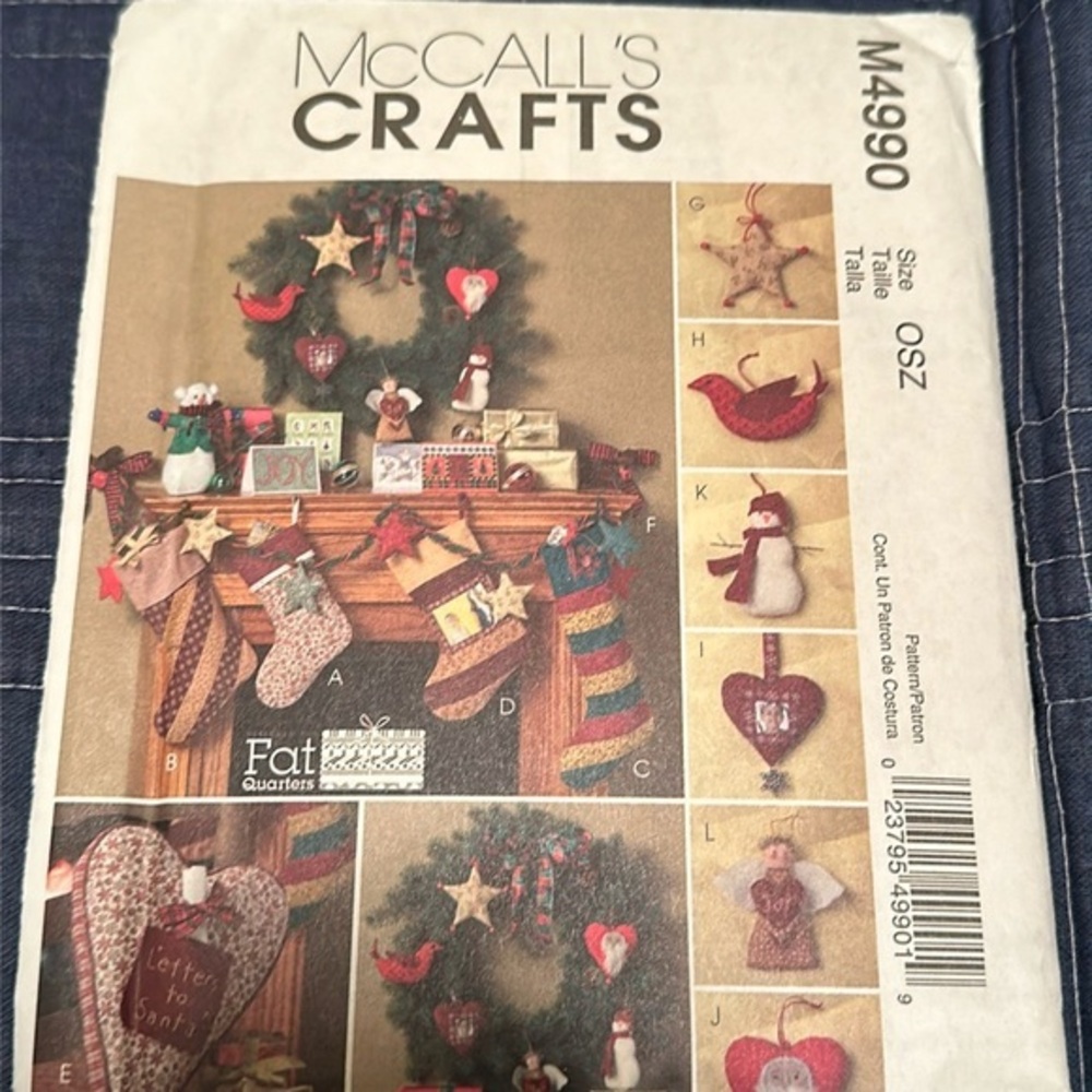 McCall’s Christmas sewing pattern